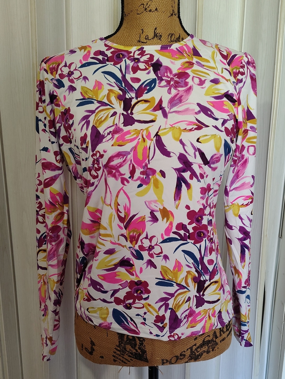 Lands' End Floral Performance Top Size Small Nylon Spandex